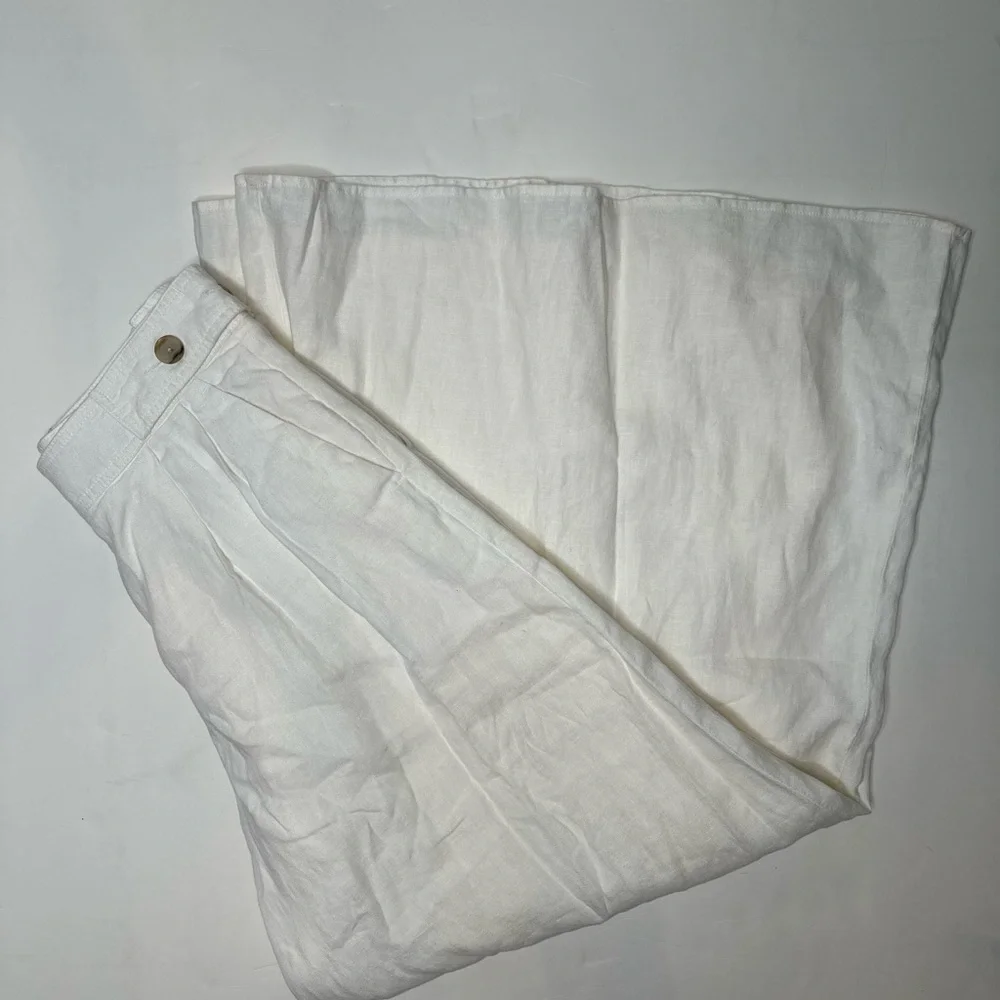 Banana Republic White Wide Leg Pants - Picture 3 of 12